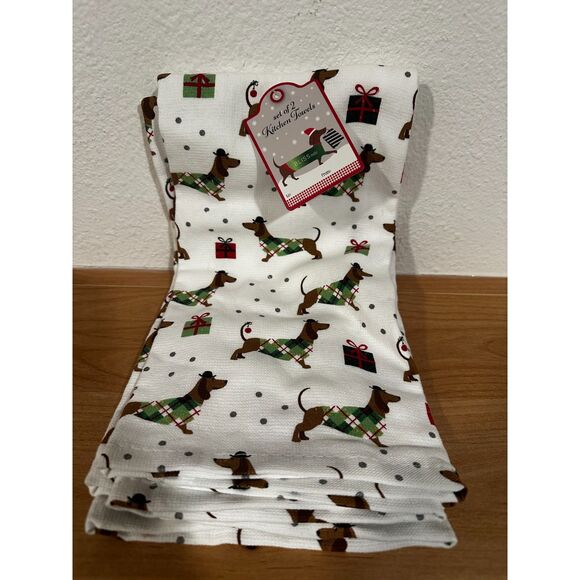 Set of 2 Dachshund-Themed Christmas Kitchen Towels NWT - Picture 1 of 4